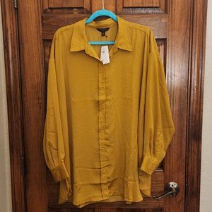Banana Republic Satin Classic Shirt